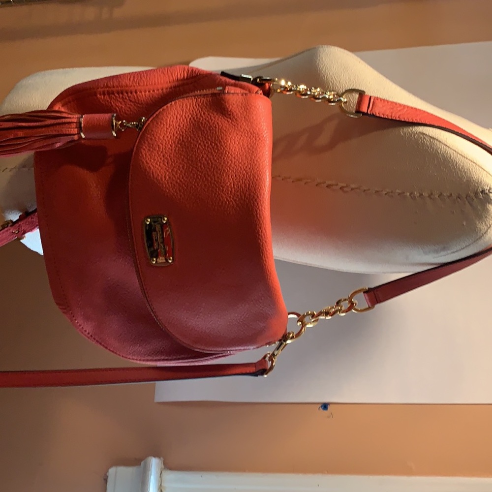 Authentic Michael Kors Leather Crossbody purse - Picture 7 of 11
